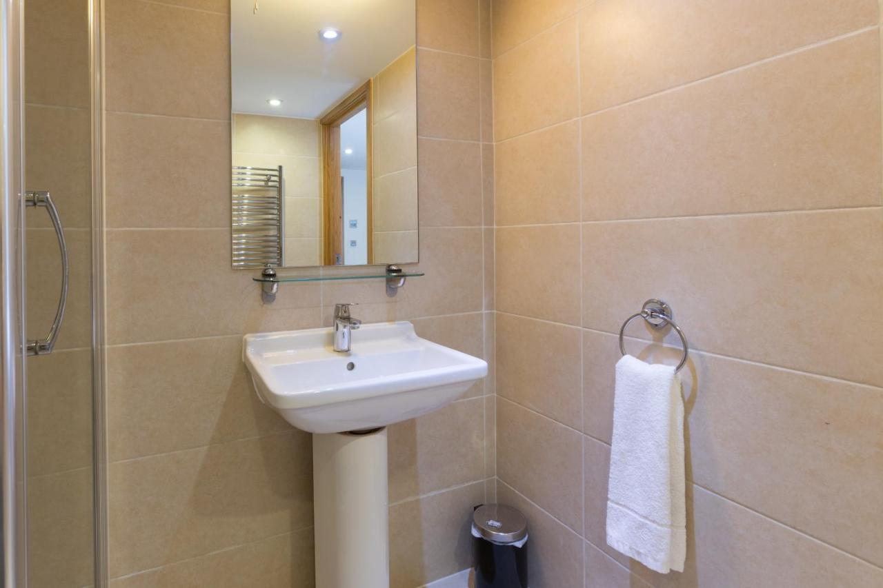 Modern 2 Bed 2 Bath Apartment With Outdoor Space Hyde Park London Exterior foto